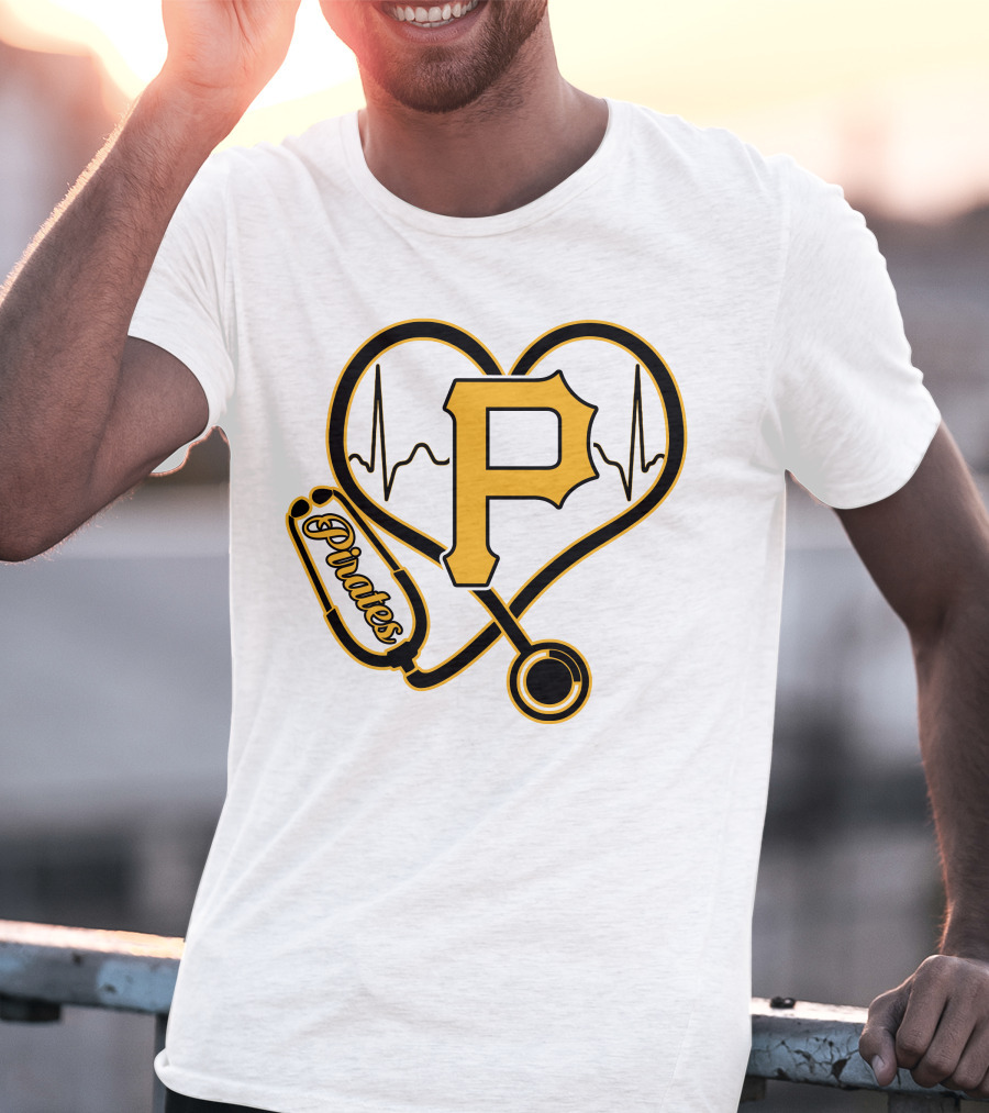 Nurse Heartbeat Stethoscope Pittsburgh Pirates Fan Love T-Shirt