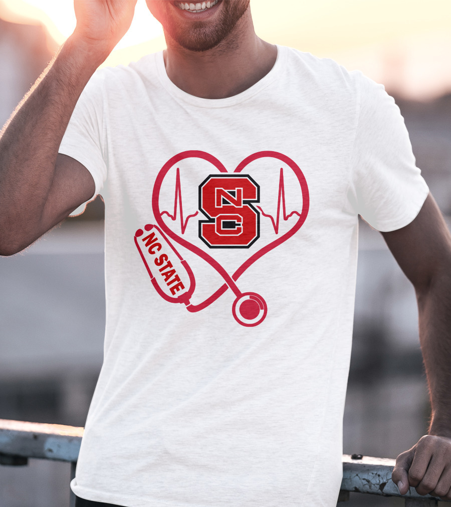 Nc State Wolfpack Heartbeat Nurse Love T-Shirt