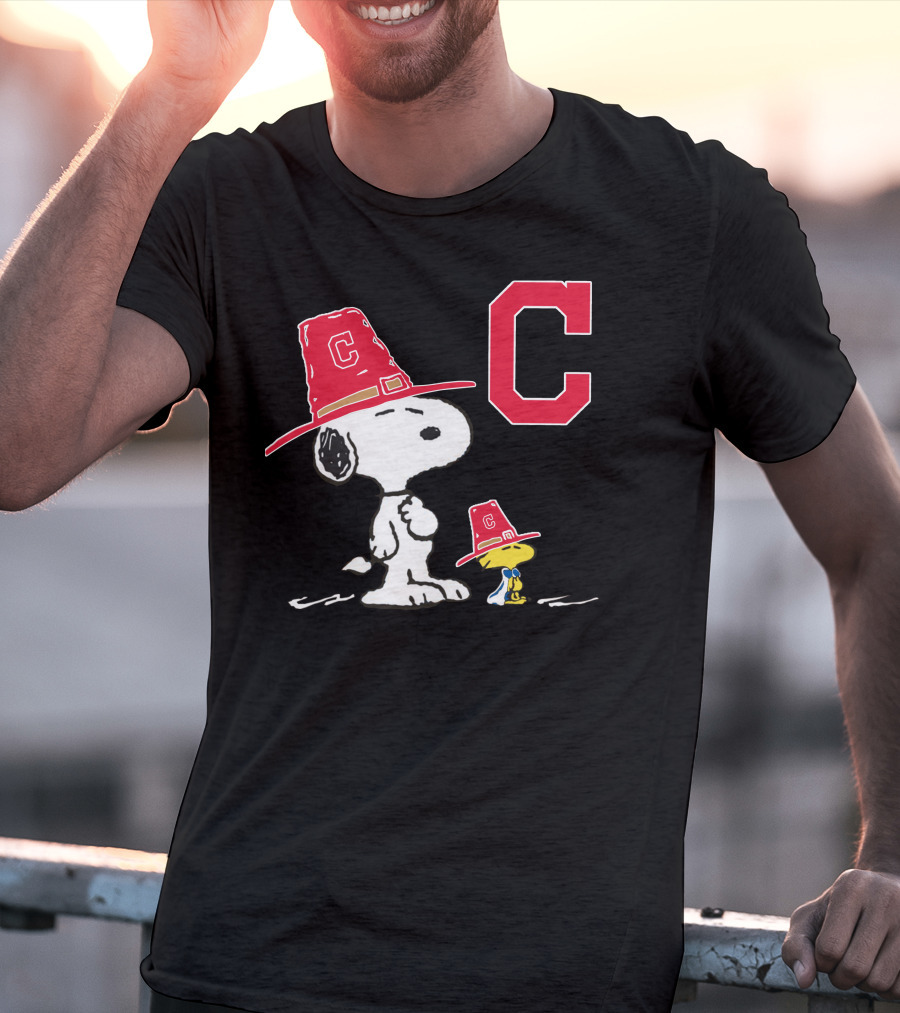 Cleveland Indians Snoopy C Logo Peanuts Hat T-Shirt