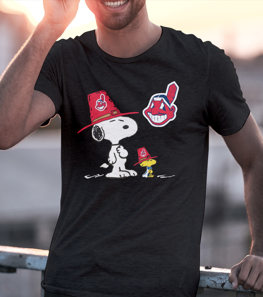 Cleveland Indians Snoopy Woodstock Chief Wahoo Hat T-Shirt