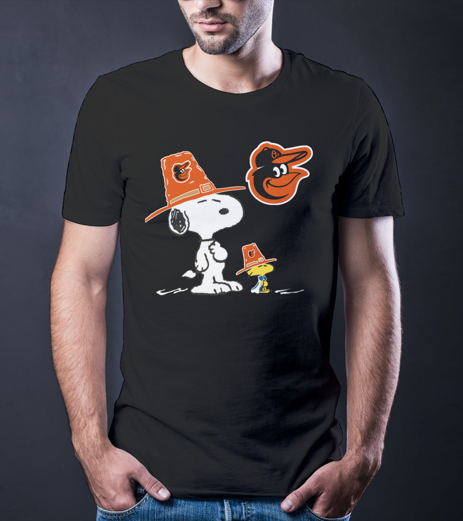 Snoopy Woodstock Orioles Thanksgiving Pilgrim Hats T-Shirt