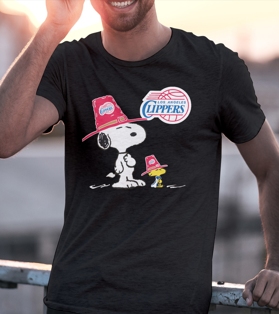 Los Angeles Clippers Snoopy With Woodstock In Team Hats T-Shirt
