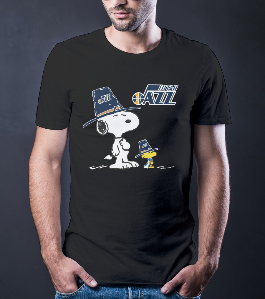 Utah Jazz Snoopy And Woodstock In Oversized Hats T-Shirt