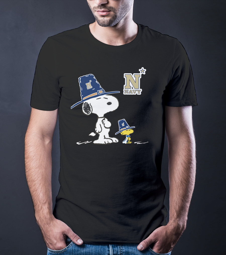 Navy Midshipmen Snoopy And Woodstock In Pilgrim Hats T-Shirt