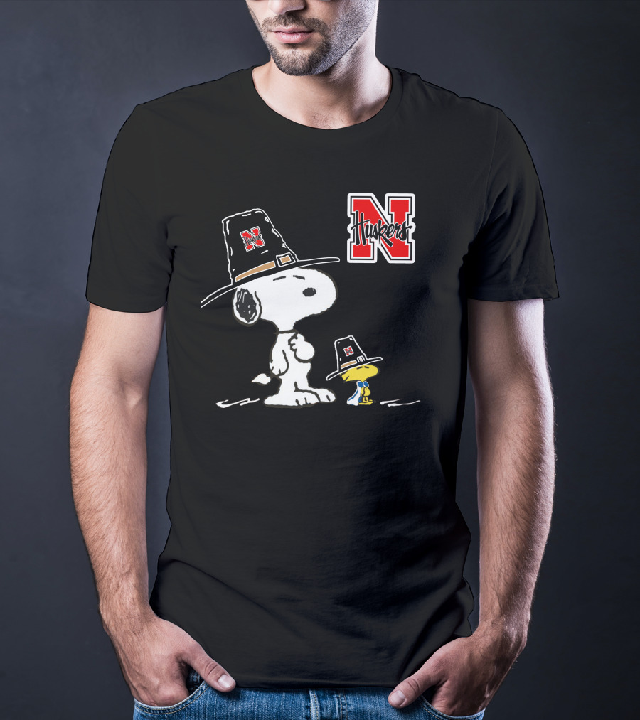Nebraska Huskers Snoopy Woodstock Pilgrim Hat T-Shirt