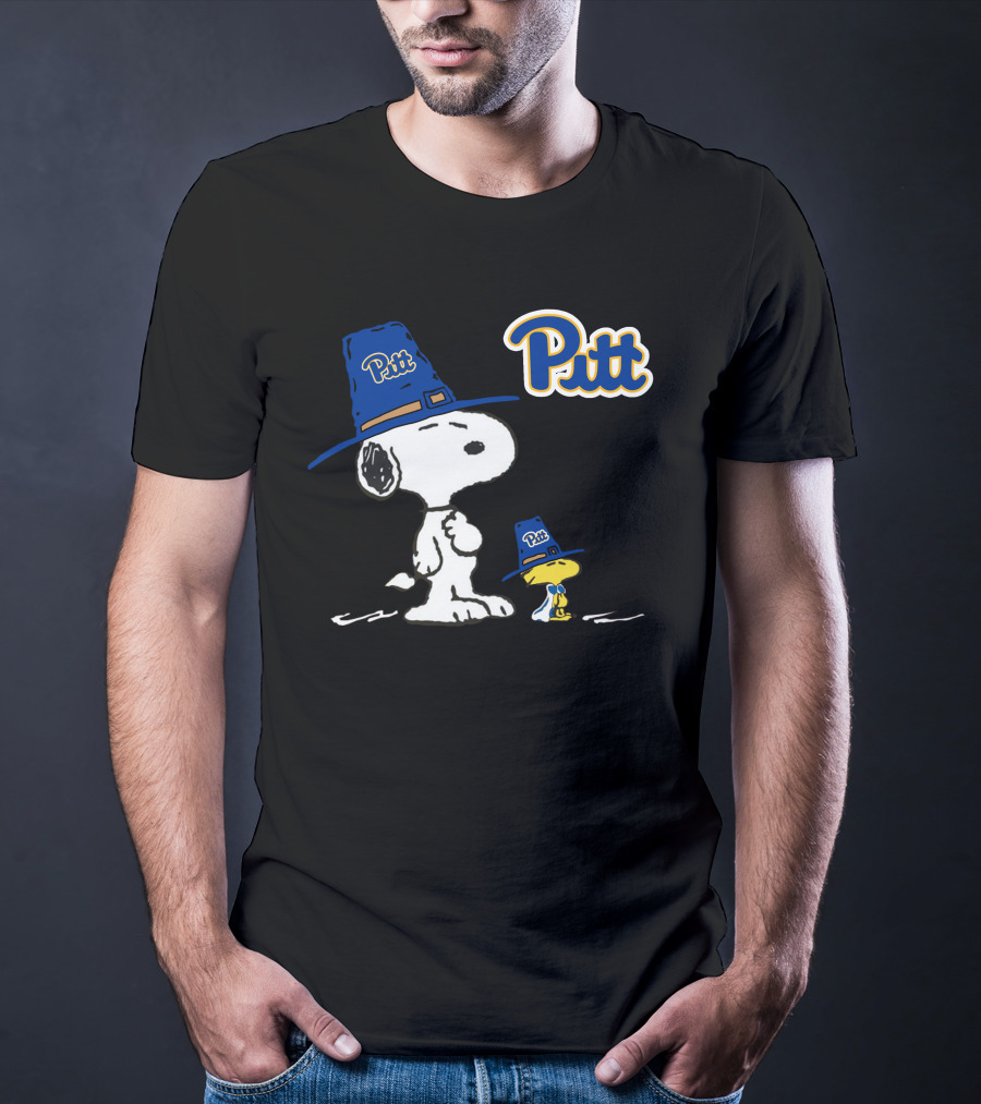 Pitt Panthers Snoopy And Woodstock In Pilgrim Hats T-Shirt