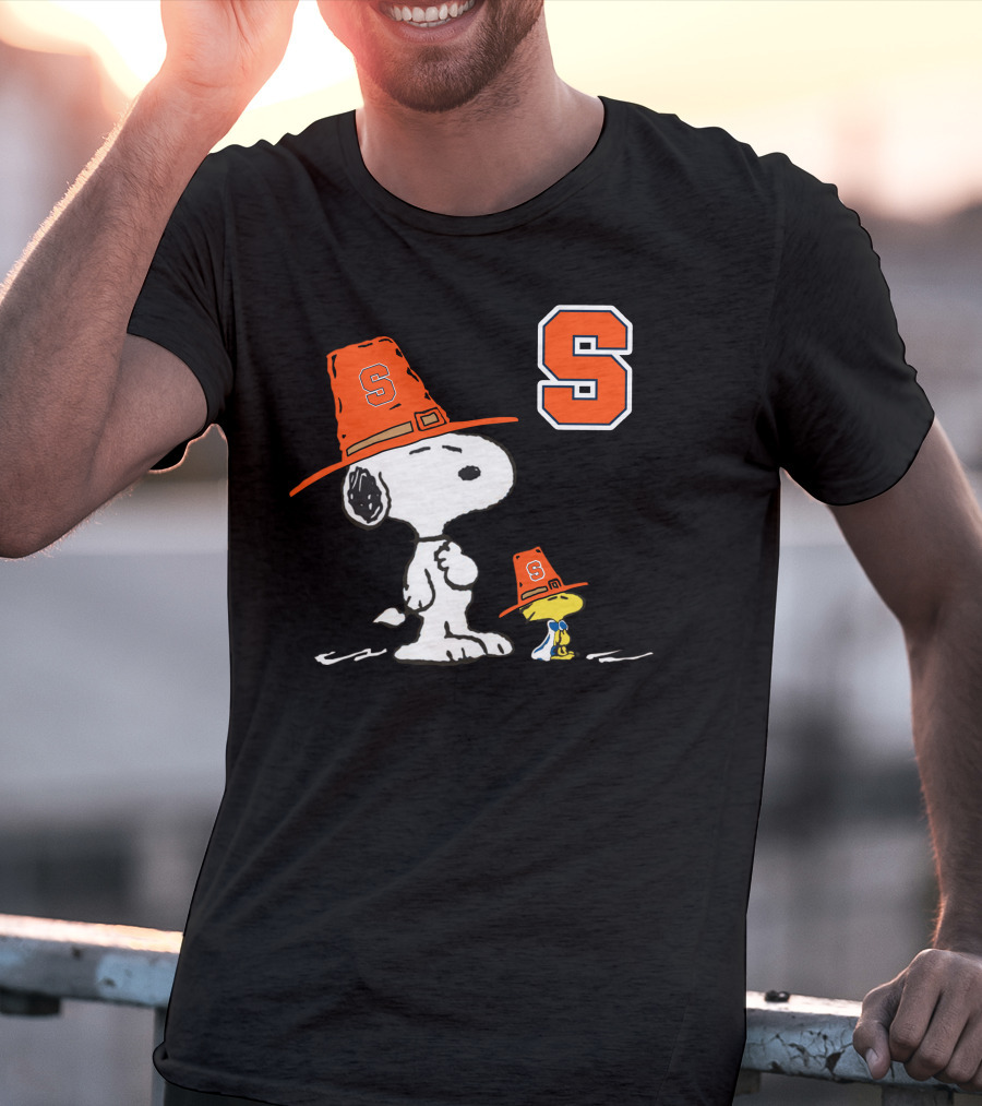Syracuse Orange Snoopy Woodstock Pilgrim Hats T-Shirt