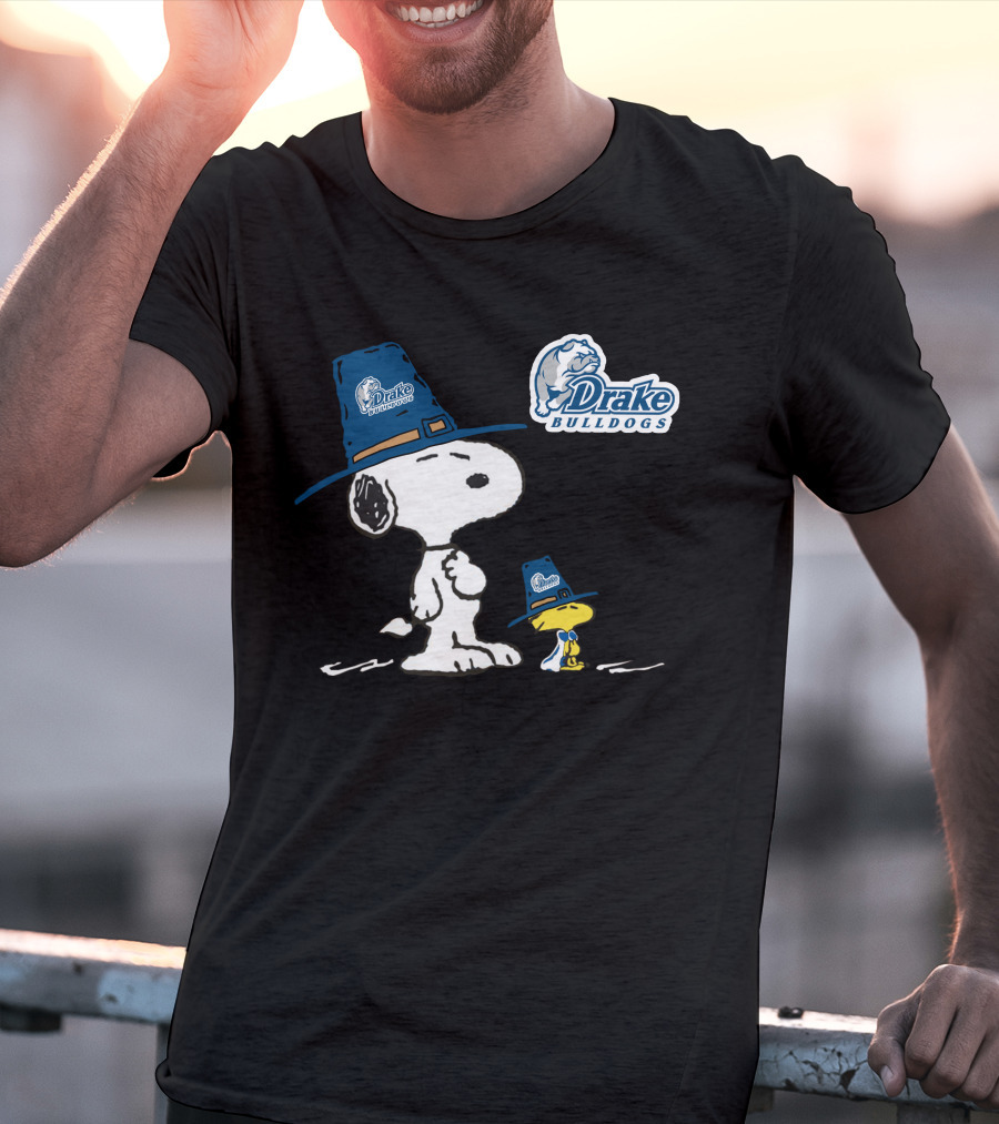 Drake Bulldogs Snoopy Woodstock In Pilgrim Hats T-Shirt
