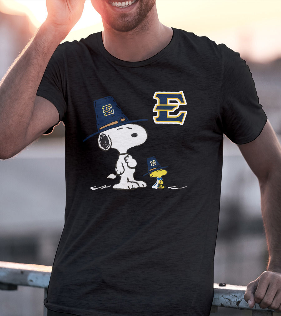 ETSU Snoopy Woodstock Pilgrim Hat T-Shirt