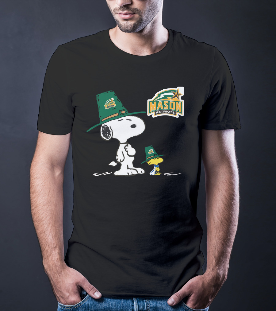 George Mason Patriots Snoopy And Woodstock Peanuts T-Shirt