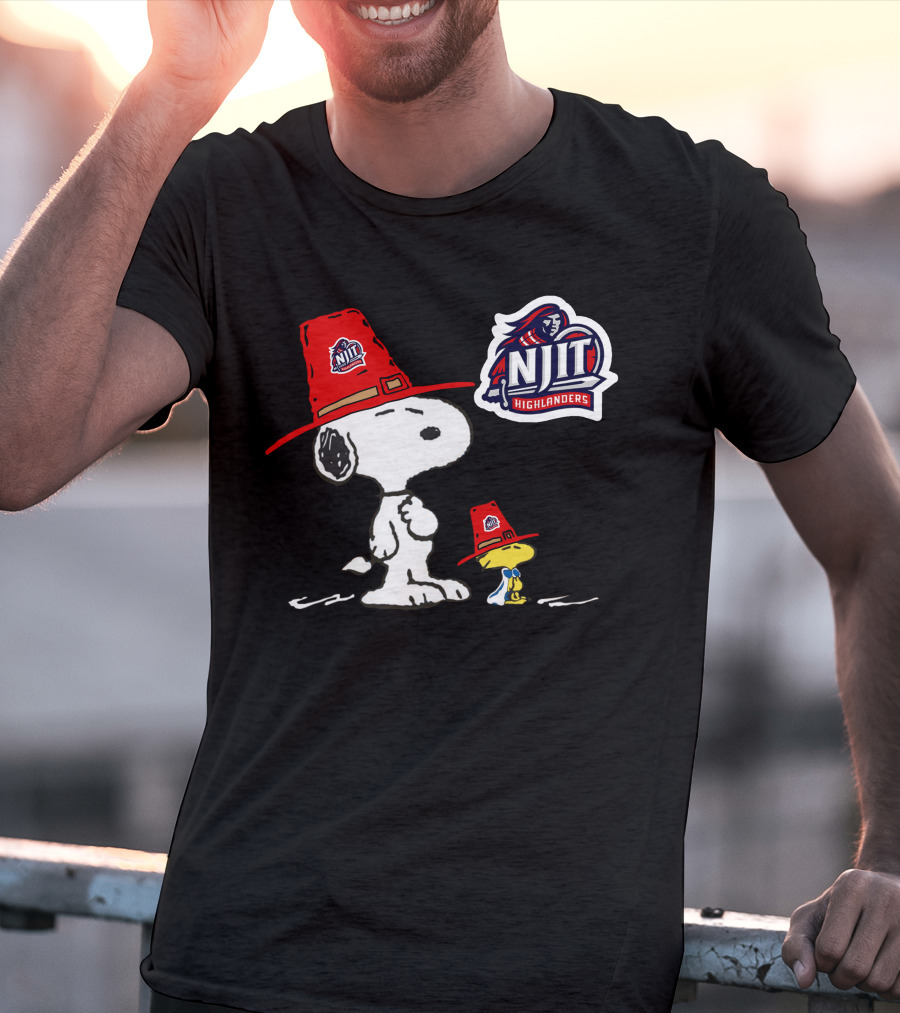 NJIT Highlanders Snoopy And Woodstock Wearing Red Hats T-Shirt