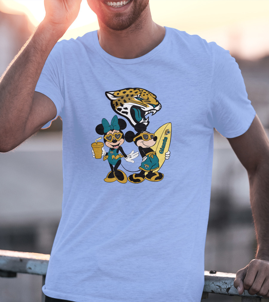Jaguars Mickey And Minnie Happy Vacation With Surfboard And Drink T-Shirt
