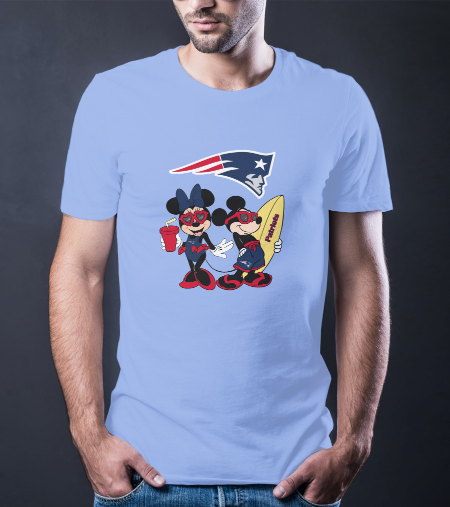 Patriots Mickey And Minnie Vacation With Surfboard And Drink T-Shirt