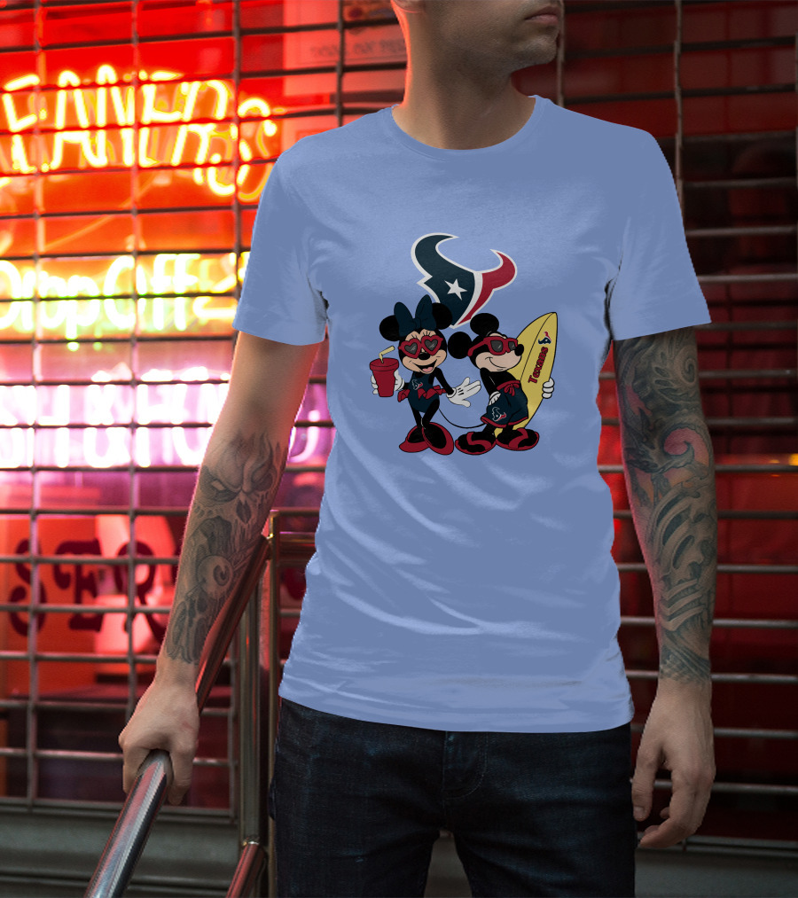 Texans Mickey And Minnie Happy Vacation Surfboard And Drink T-Shirt