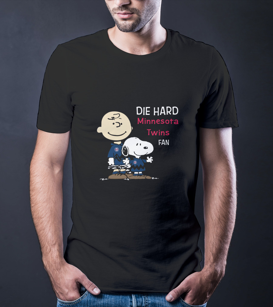 Die Hard Minnesota Twins Fan Snoopy And Charlie Brown T-Shirt