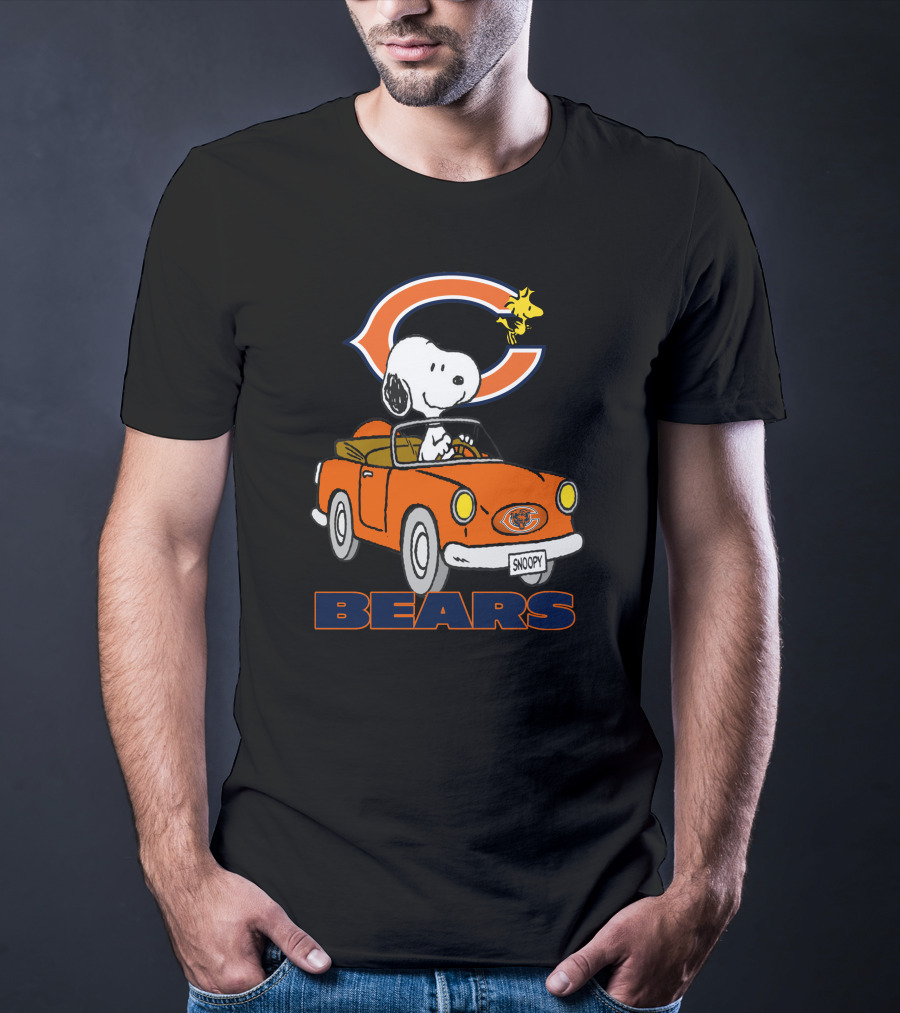 Chicago Bears Snoopy Driving With Woodstock T-Shirt