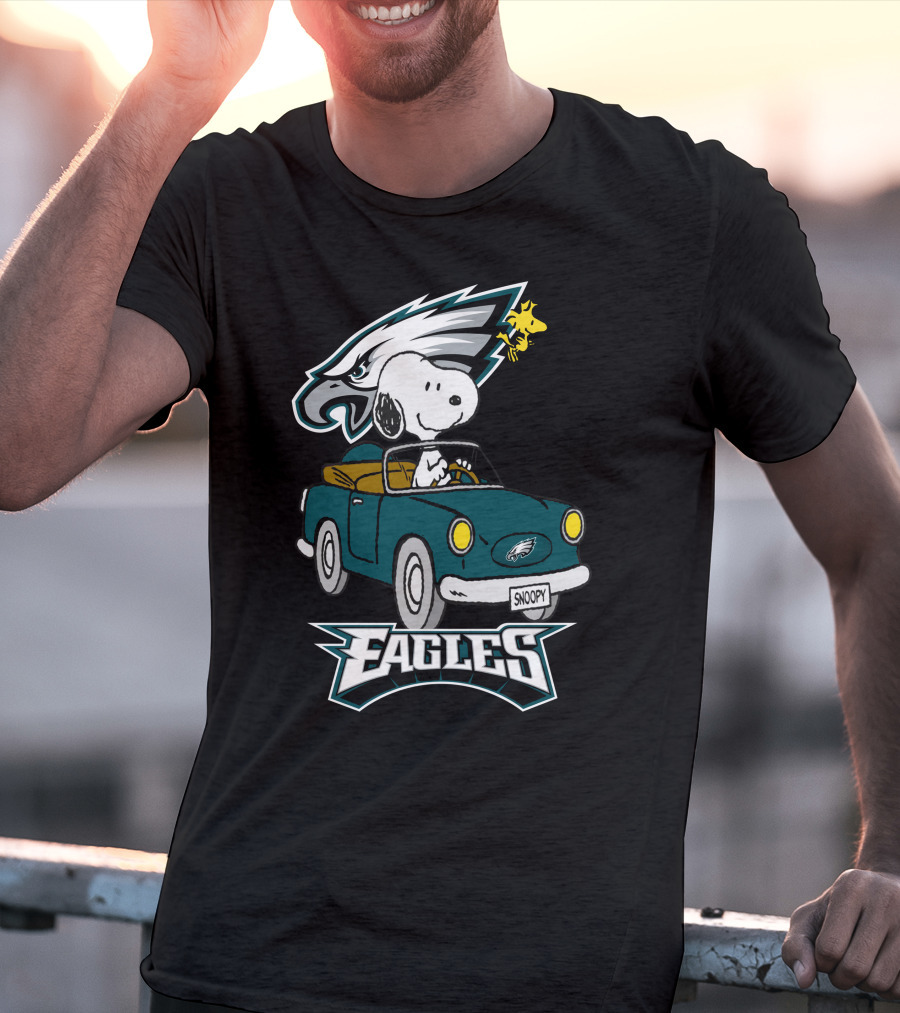 Philadelphia Eagles Snoopy Woodstock Driving Fun T-Shirt