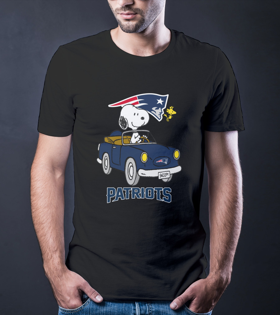 Snoopy Patriots Ride With Woodstock Football Car T-Shirt