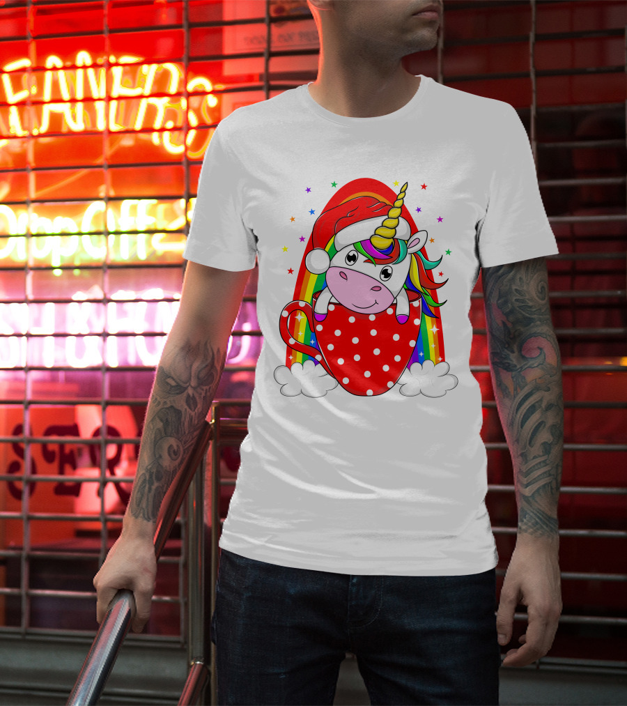 Unicorn In Santa Hat With Rainbow And Red Polka Dot Cup T-Shirt