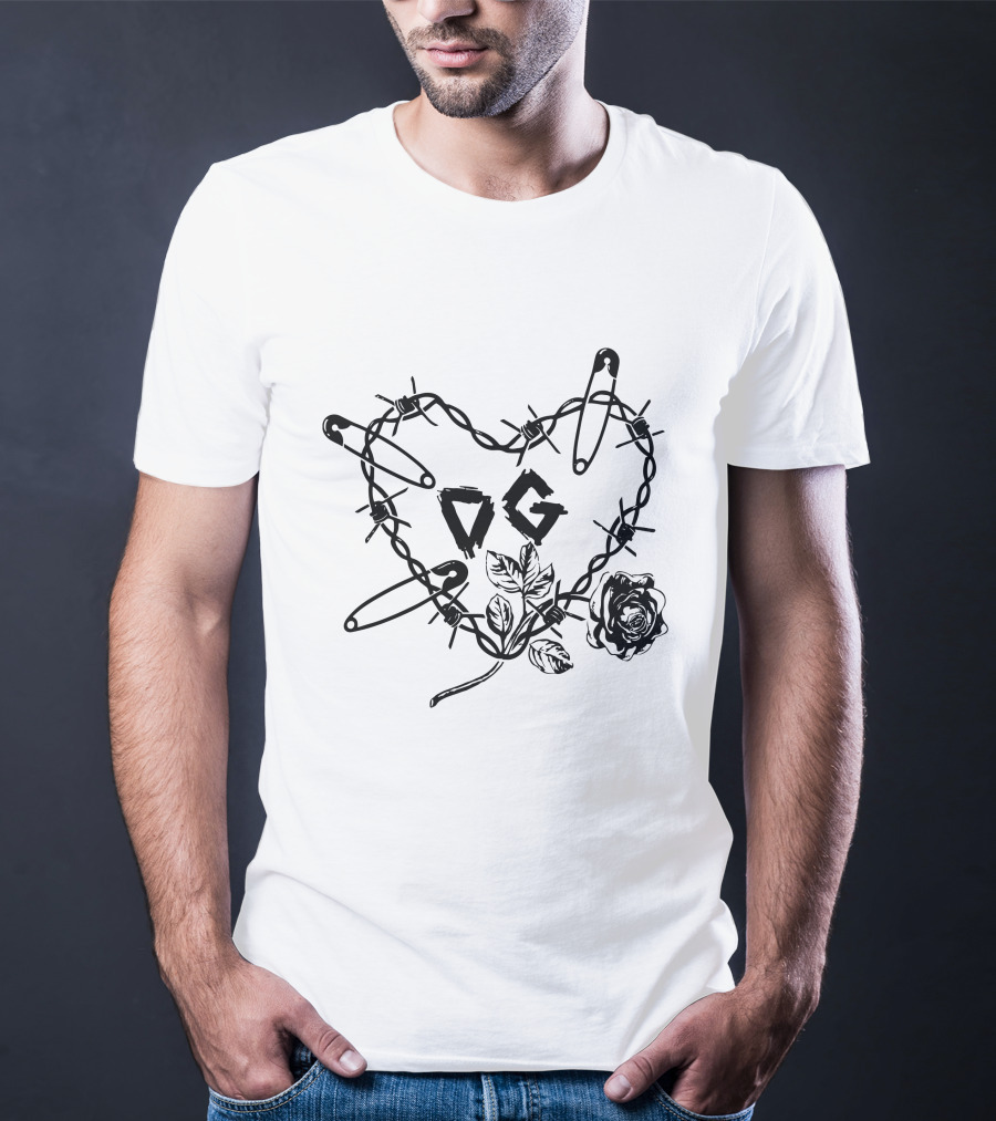 DG Barbed Wire Heart Safety Pin Rose Print T-Shirt