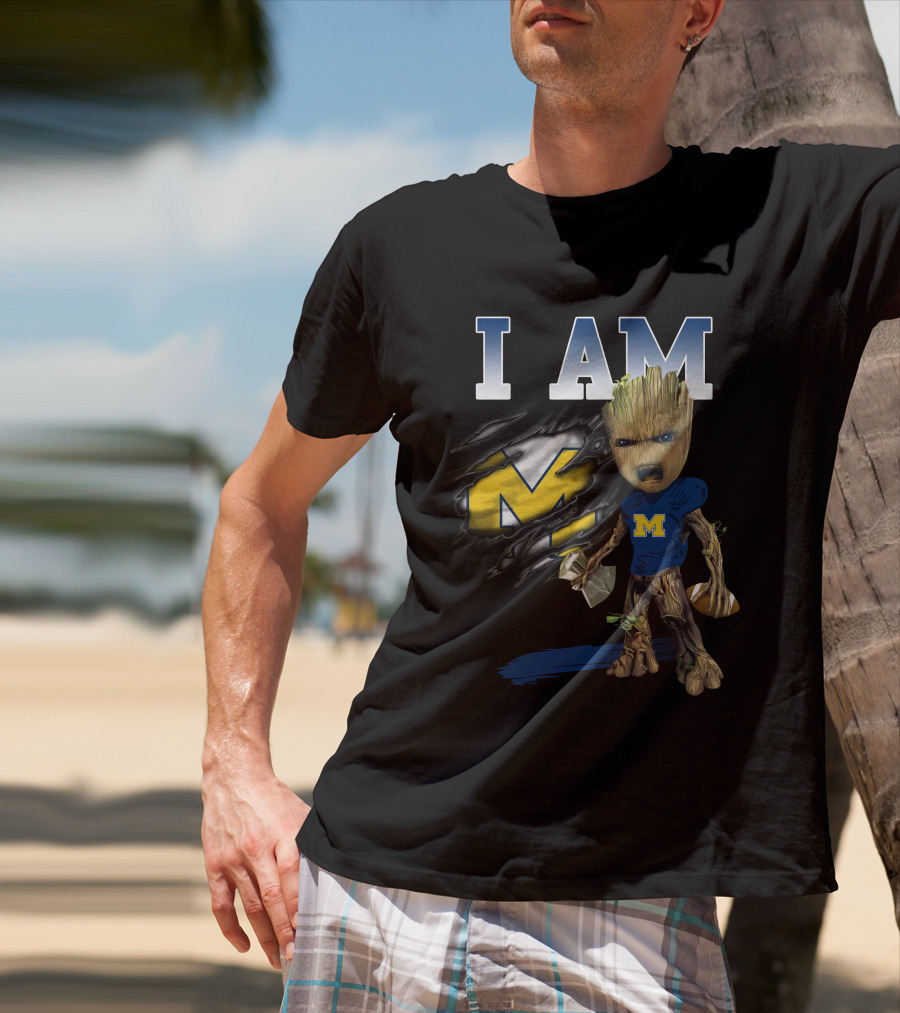 I Am Michigan Groot Football Axe M T-Shirt