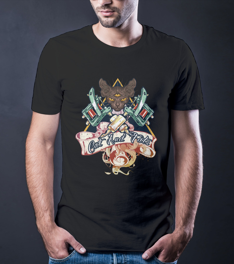 Cat And Tats Funny Cat Lovers With Tattoo Machine Art And Third Eye Sphynx T-Shirt