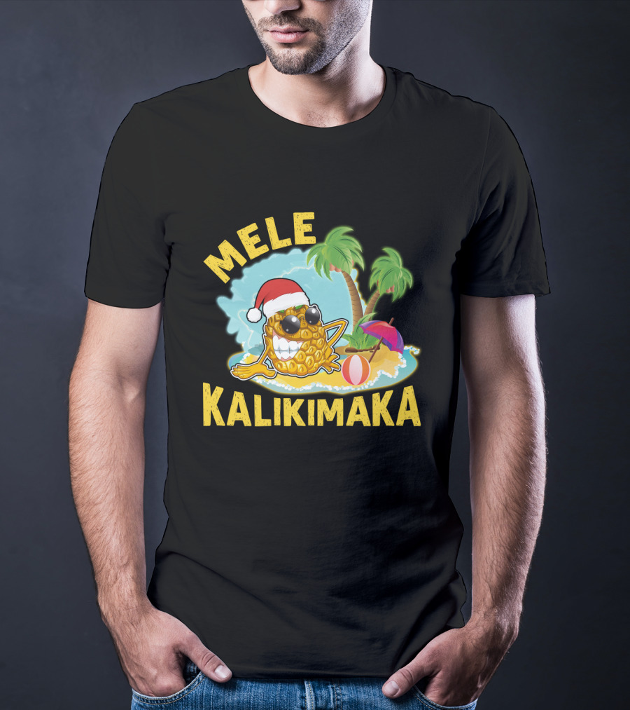 Mele Kalikimaka Hawaiian Pineapple With Santa Hat Tropical Christmas Vibes T-Shirt