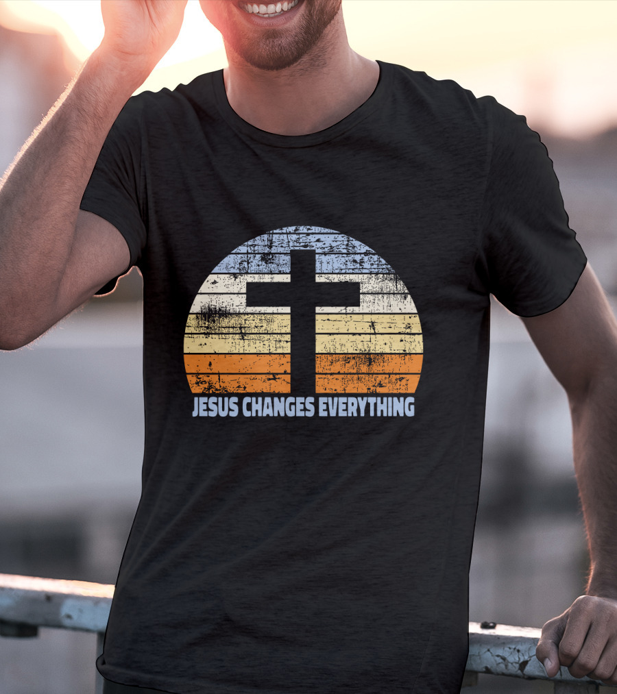 Faith Cross Jesus Changes Everything Vintage Christian Retro Sunset T-Shirt