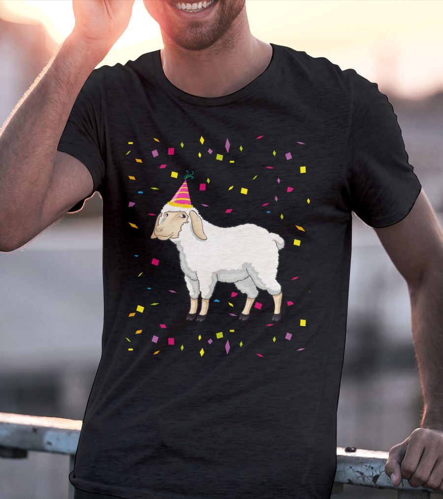 Funny Birthday Sheep With Party Hat And Confetti T-Shirt