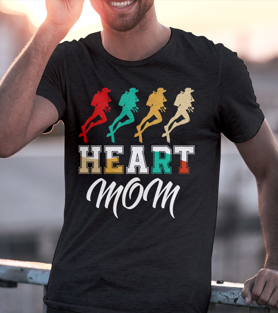 Heart Mom Scuba Diving T-Shirt