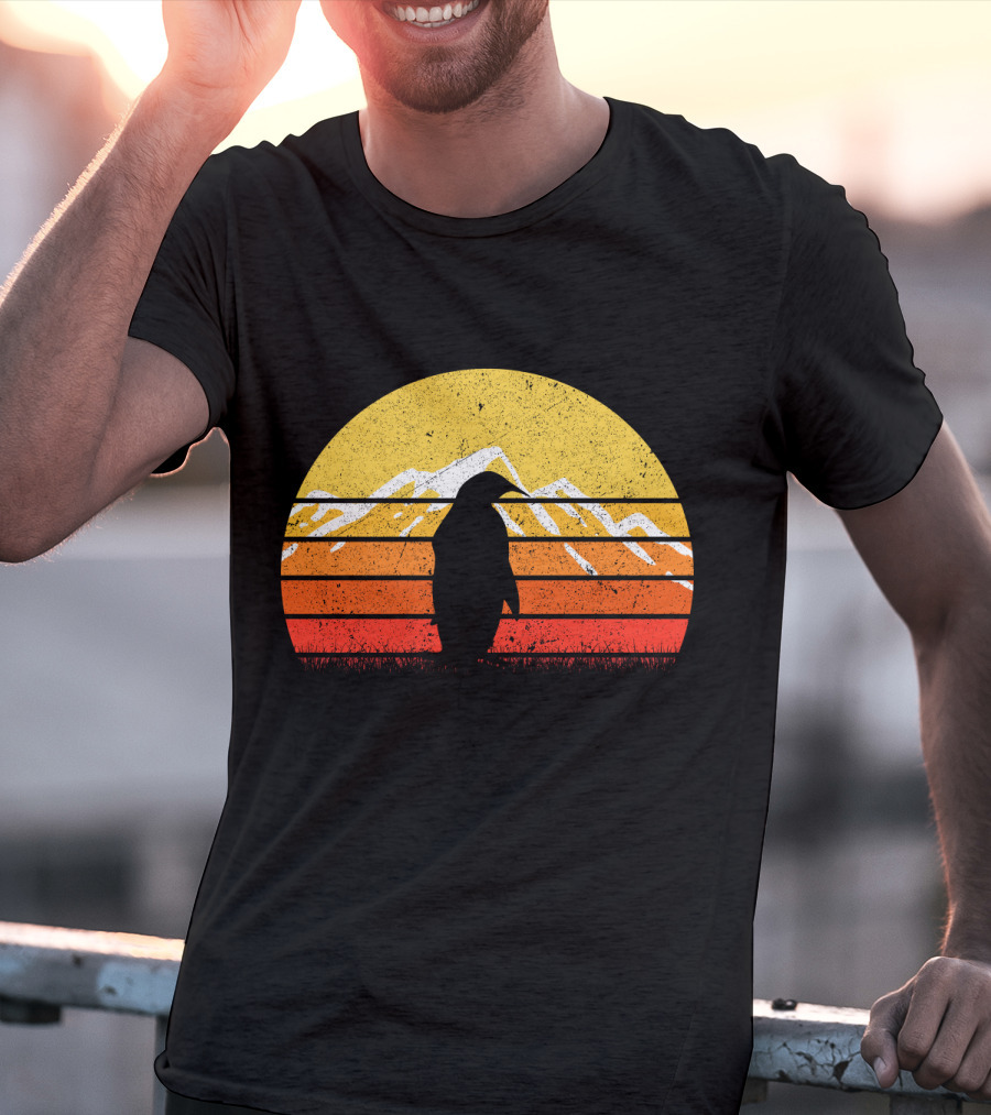 Retro Vintage Penguin Sunset Mountain T-Shirt