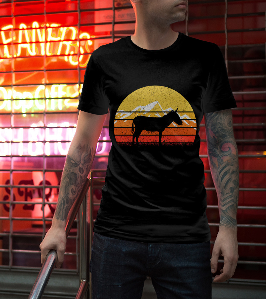 Retro Vintage Donkey Sunset Silhouette With Mountains T-Shirt