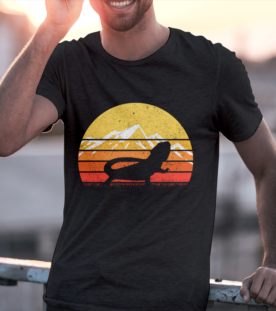 Retro Vintage Bearded Dragon Sunset Silhouette Mountain Stripe T-Shirt