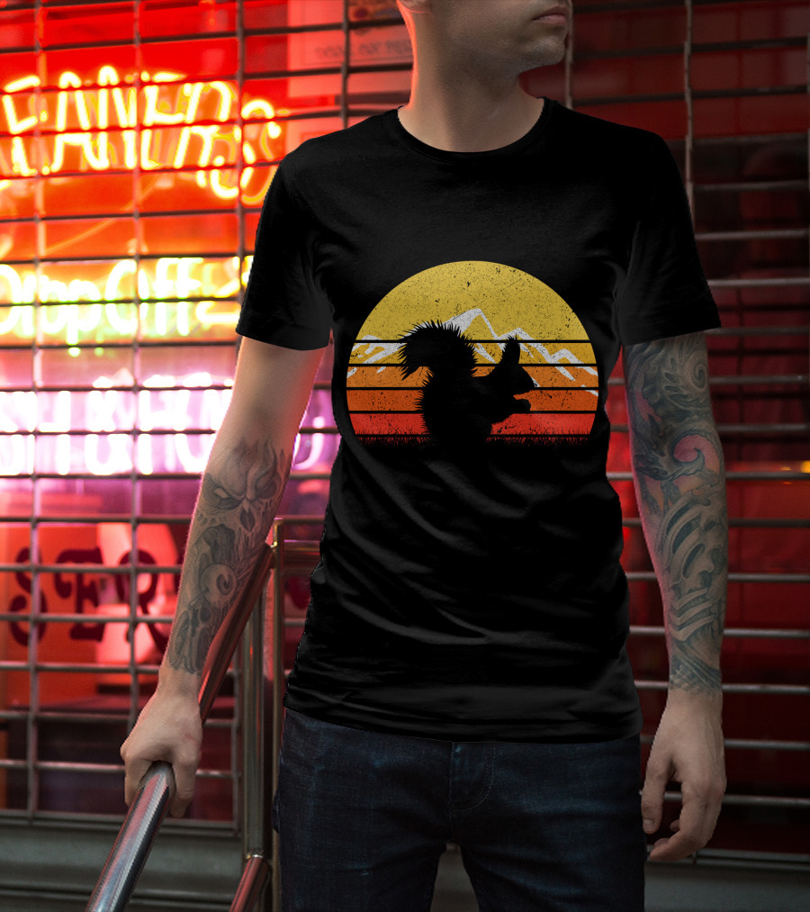 Retro Vintage Squirrel Sunset Silhouette With Mountains T-Shirt