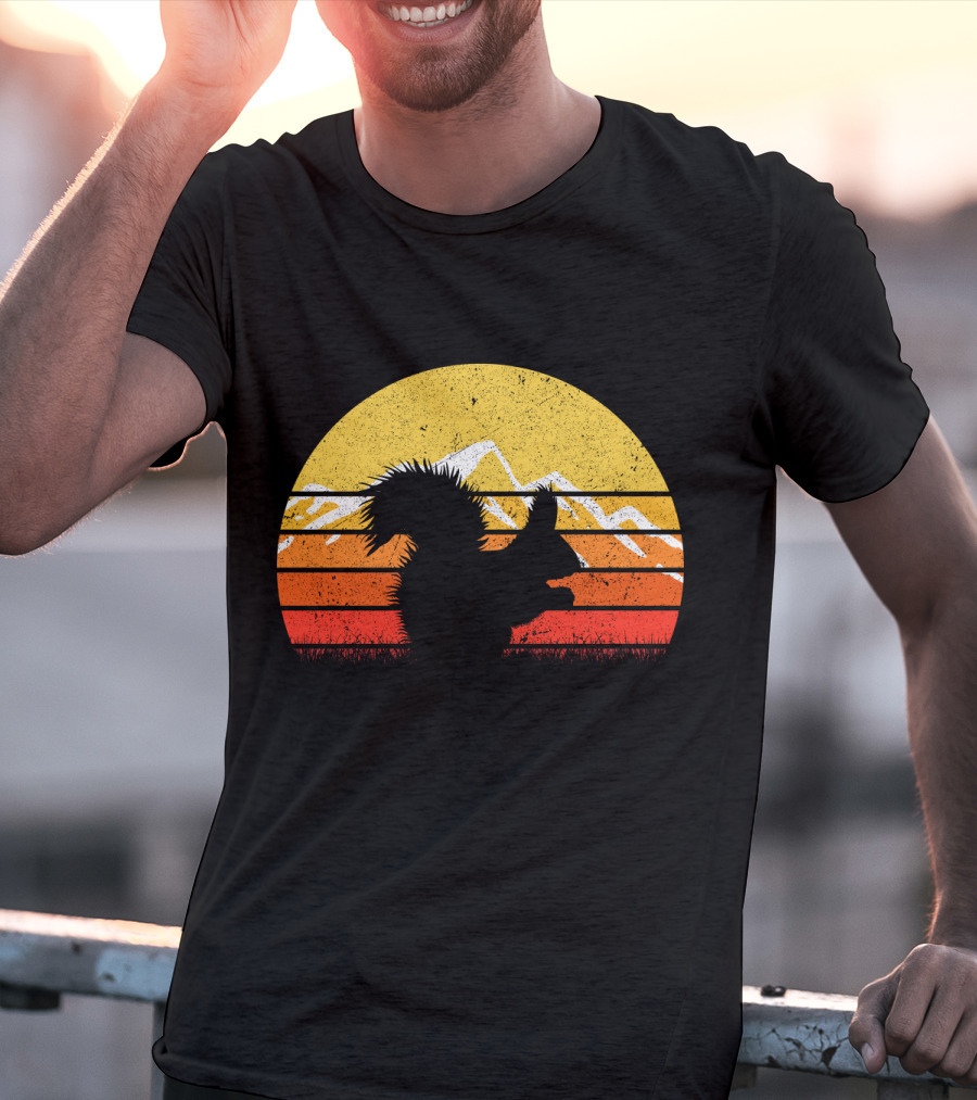 Retro Vintage Squirrel Sunset Silhouette With Mountains T-Shirt