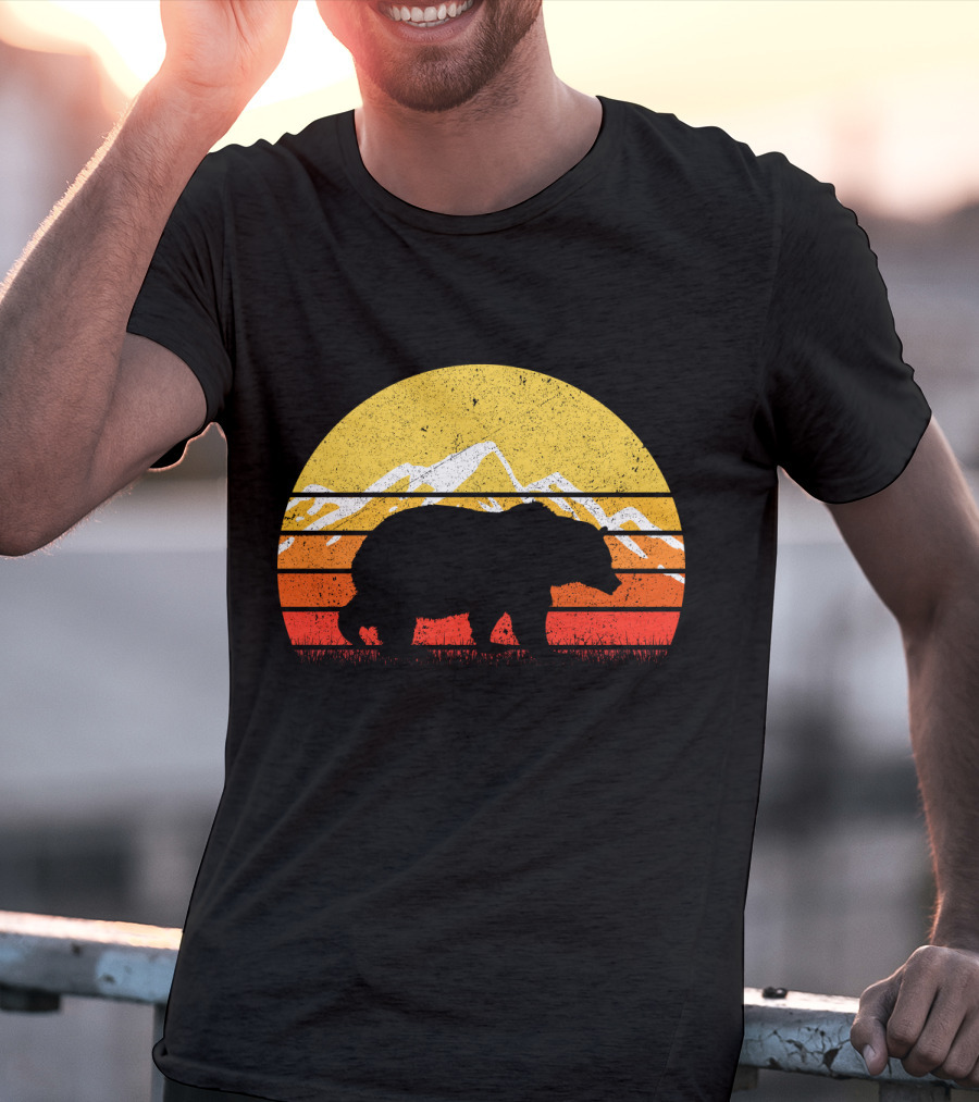 Retro Vintage Bear Silhouette With Sunset And Mountain Background T-Shirt