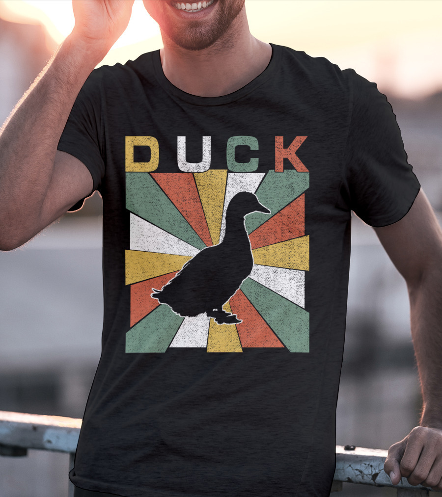 Duck Retro 70s Vintage Silhouette Sunburst T-Shirt