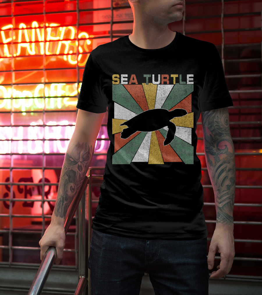 Sea Turtle Retro 70s Vintage Silhouette Distressed Color Blocking T-Shirt