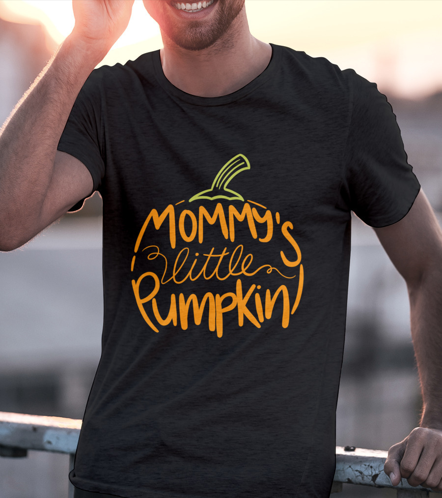 Mommy's Little Pumpkin Halloween Pregnancy Costumes T-Shirt
