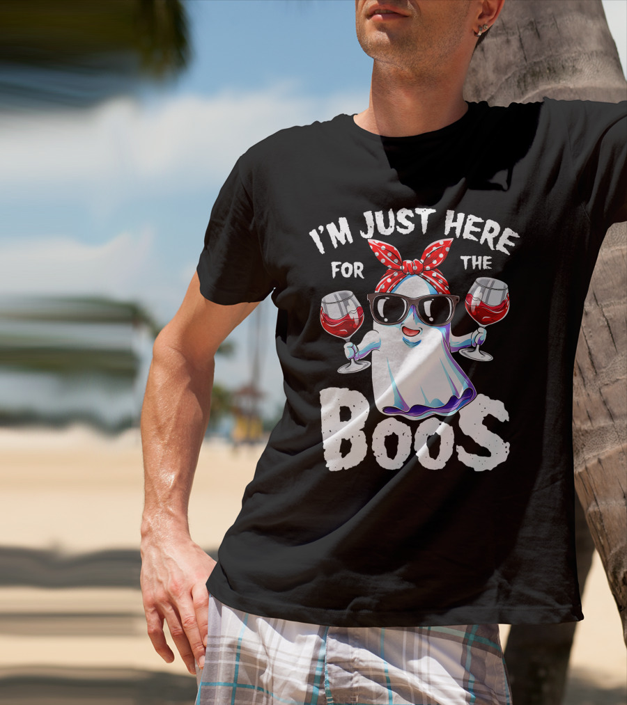 I'm Just Here For The Boos Funny Halloween Women Ghost Holding Wine Glasses T-Shirt