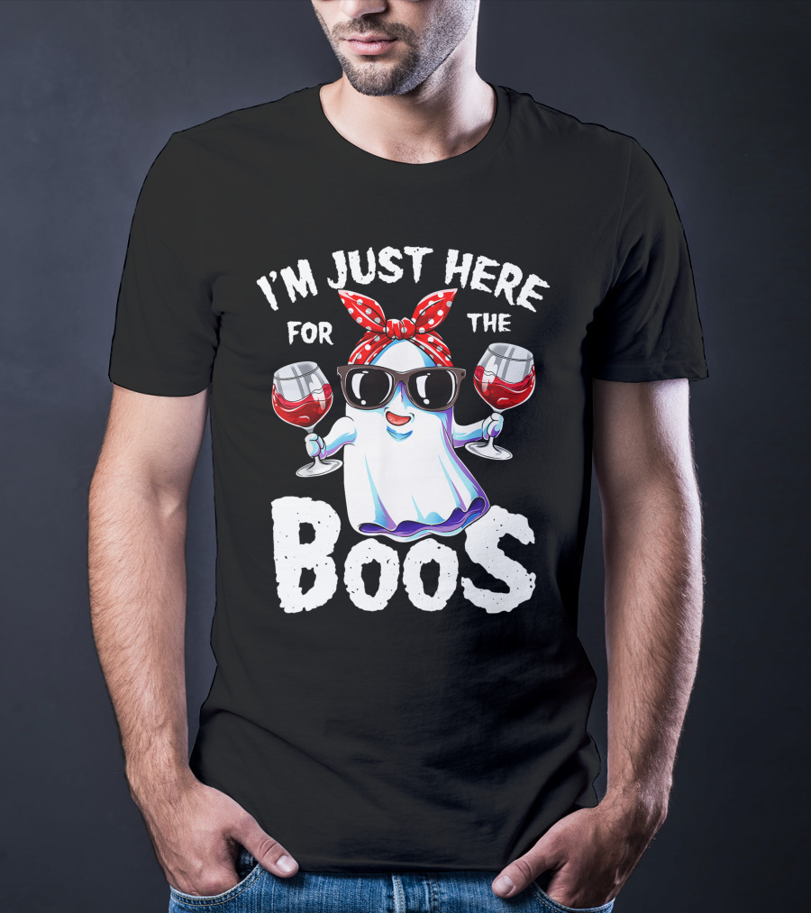I'm Just Here For The Boos Funny Halloween Women Ghost Holding Wine Glasses T-Shirt