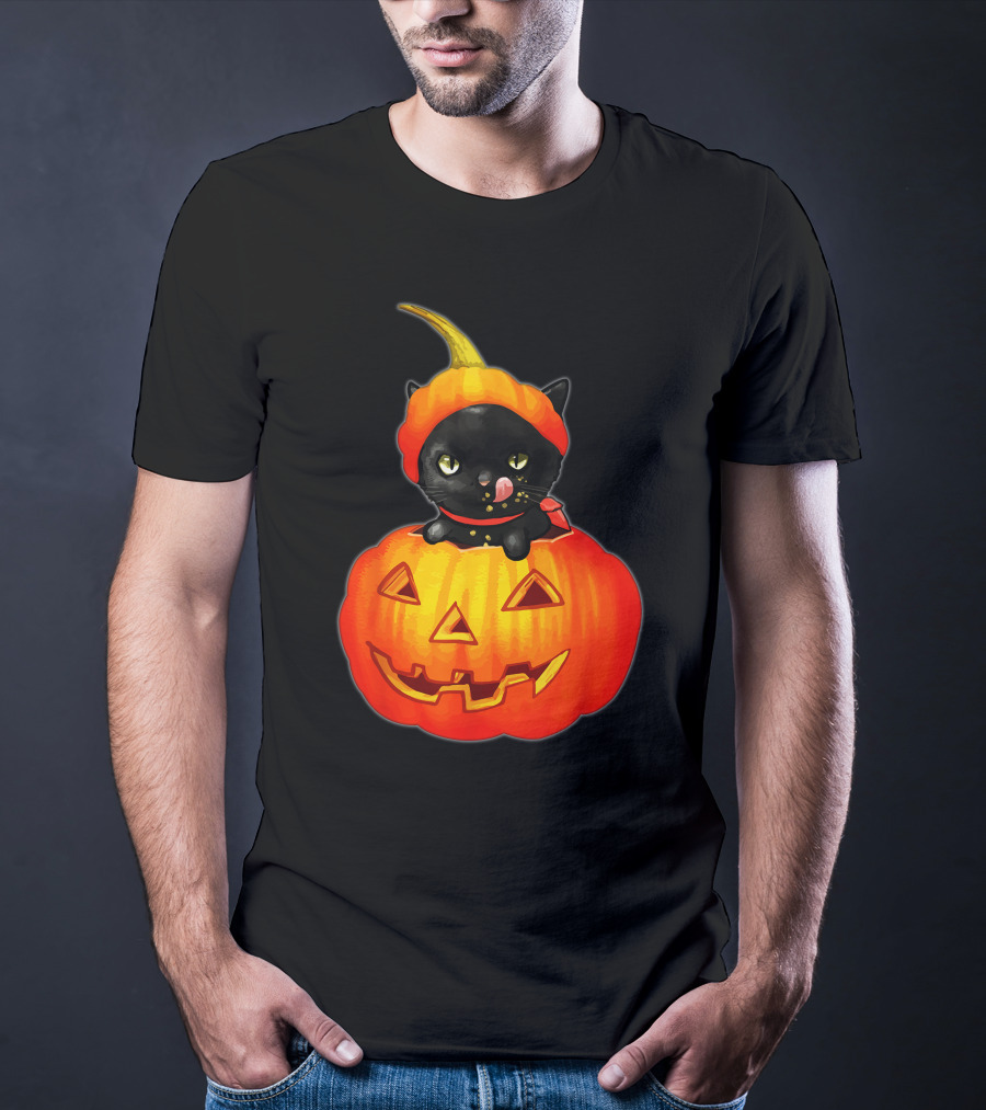 Funny Halloween Cats And Pumpkins With Scary Black Cat T-Shirt