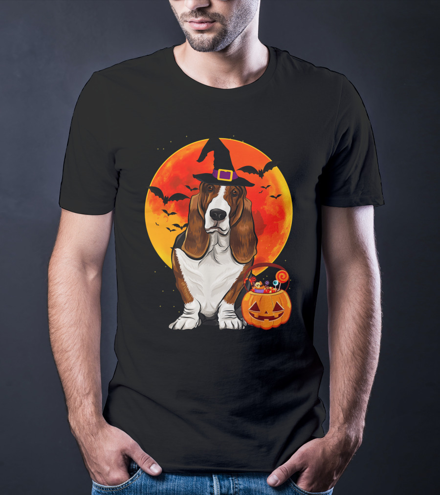 Basset Hound Witch Hat Halloween Pumpkin Candy Holder With Full Moon And Bats T-Shirt
