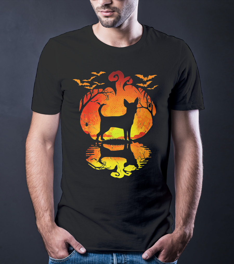 Chihuahua Dog Halloween Pumpkin Reflection With Bats And Trees T-Shirt