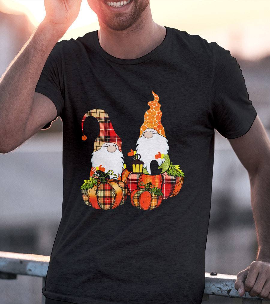 Cute Gnomes Halloween Funny Pumpkin Costume T-Shirt