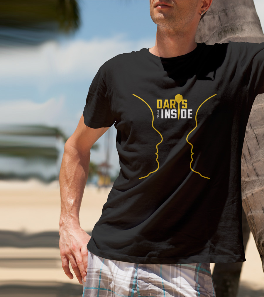 Set Van 4x Darts Inside Retro Style Face T-Shirt