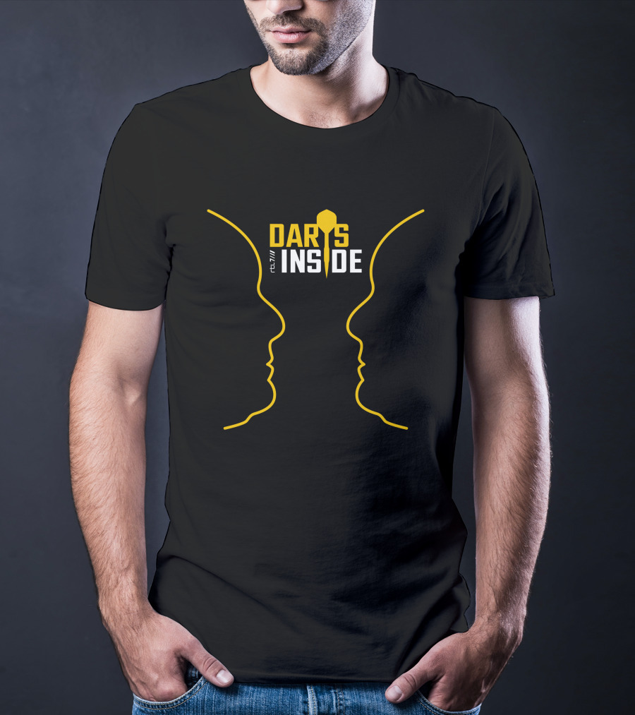 Set Van 4x Darts Inside Retro Style Face T-Shirt