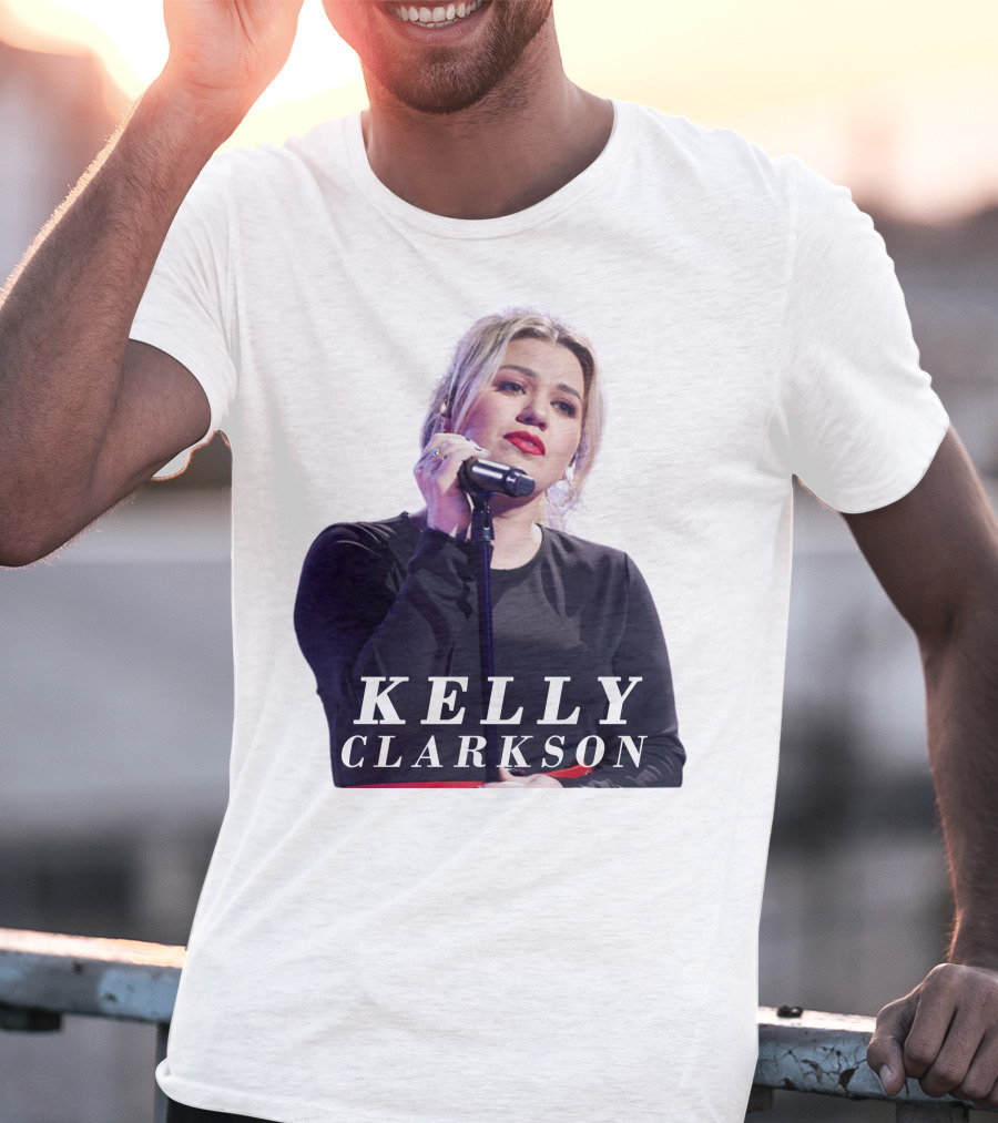 KELLY CLARKSON Concert Performance Microphone Stage T-Shirt
