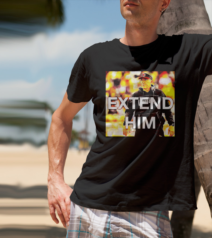 EXTEND HIM Coach With Headset And Red Cap T-Shirt