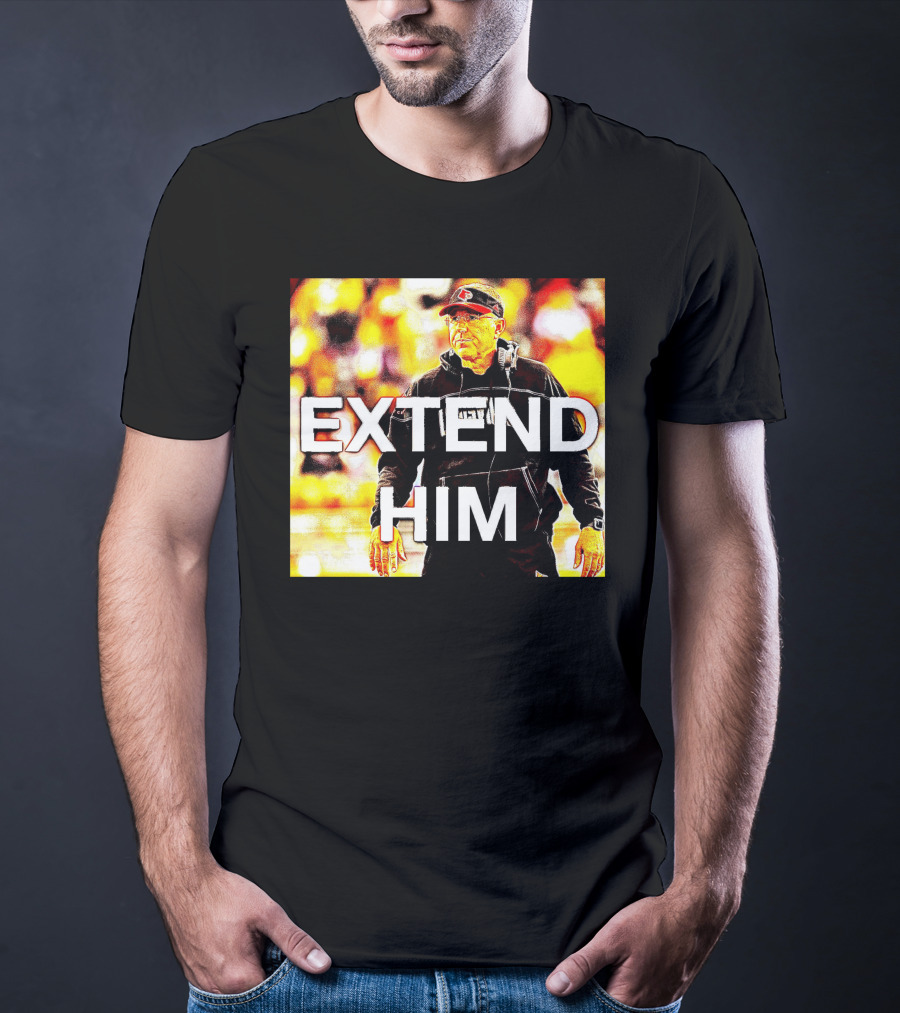 EXTEND HIM Coach With Headset And Red Cap T-Shirt